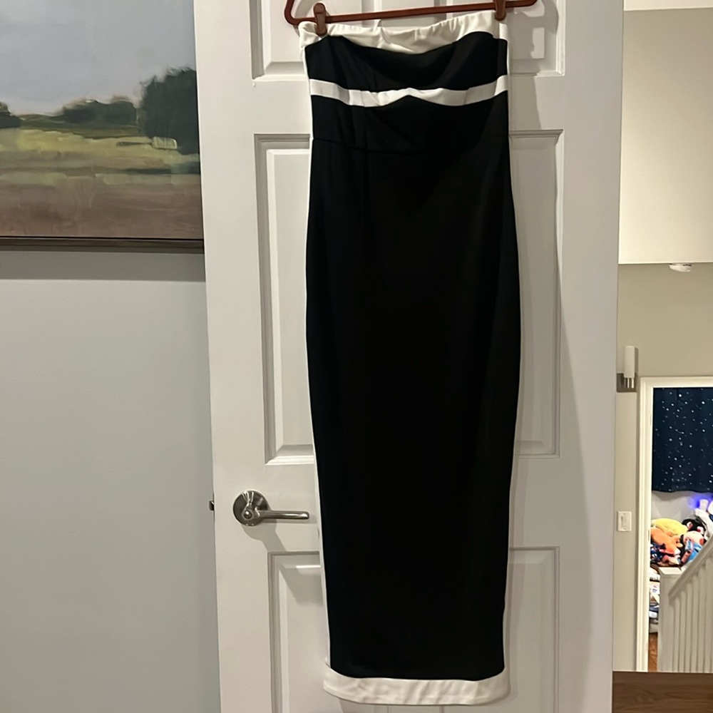 Strapless dress with great details